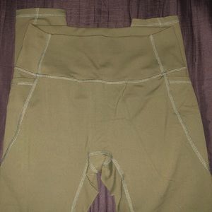 For The Peach Color / Olive Leggings SIZE - L